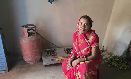 बच्चों को स्कूल भेजना हो या समय पर काम पर निकलना, गैस से जल्दी तैयार हो रहा परिवार का भोजन बच्चों को स्कूल भेजना हो या समय पर काम पर निकलना, गैस से जल्दी तैयार हो रहा परिवार का भोजन