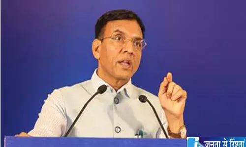 AI युग में रोजगार की नई दिशा मनसुख मंडाविया ने कौशल विकास पर दिया जोर AI युग में रोजगार की नई दिशा मनसुख मंडाविया ने कौशल विकास पर दिया जोर