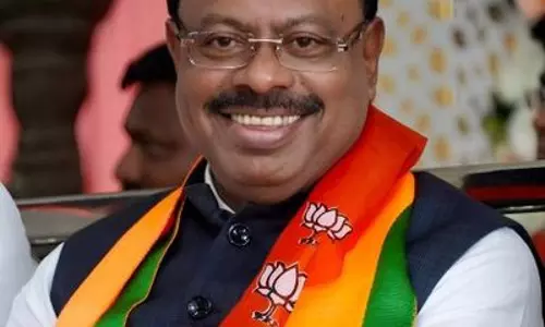 सूखा राहत पर महाराष्ट्र सरकार का रुख साफ, पहले सर्वे फिर आर्थिक सहायता