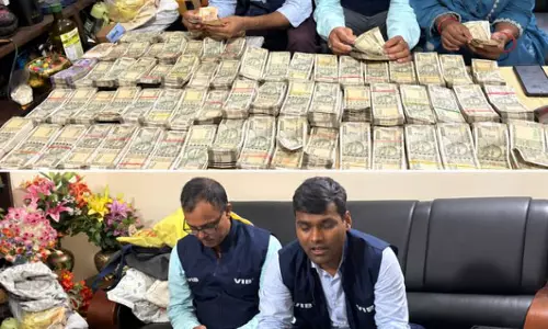 भ्रष्टाचार पर बड़ा वार, ADM दंपति के घर छापे में मिला कैश और गहनों का जखीरा