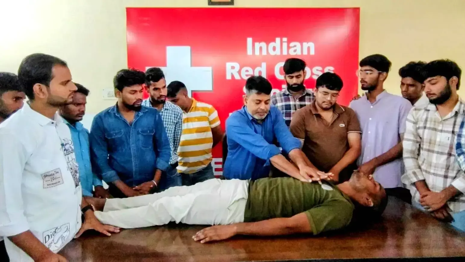 आपात स्थिति में सीपीआर जीवन रक्षक, डॉ. प्रज्ञादीप वर्मा ने बताया महत्व आपात स्थिति में सीपीआर जीवन रक्षक, डॉ. प्रज्ञादीप वर्मा ने बताया महत्व