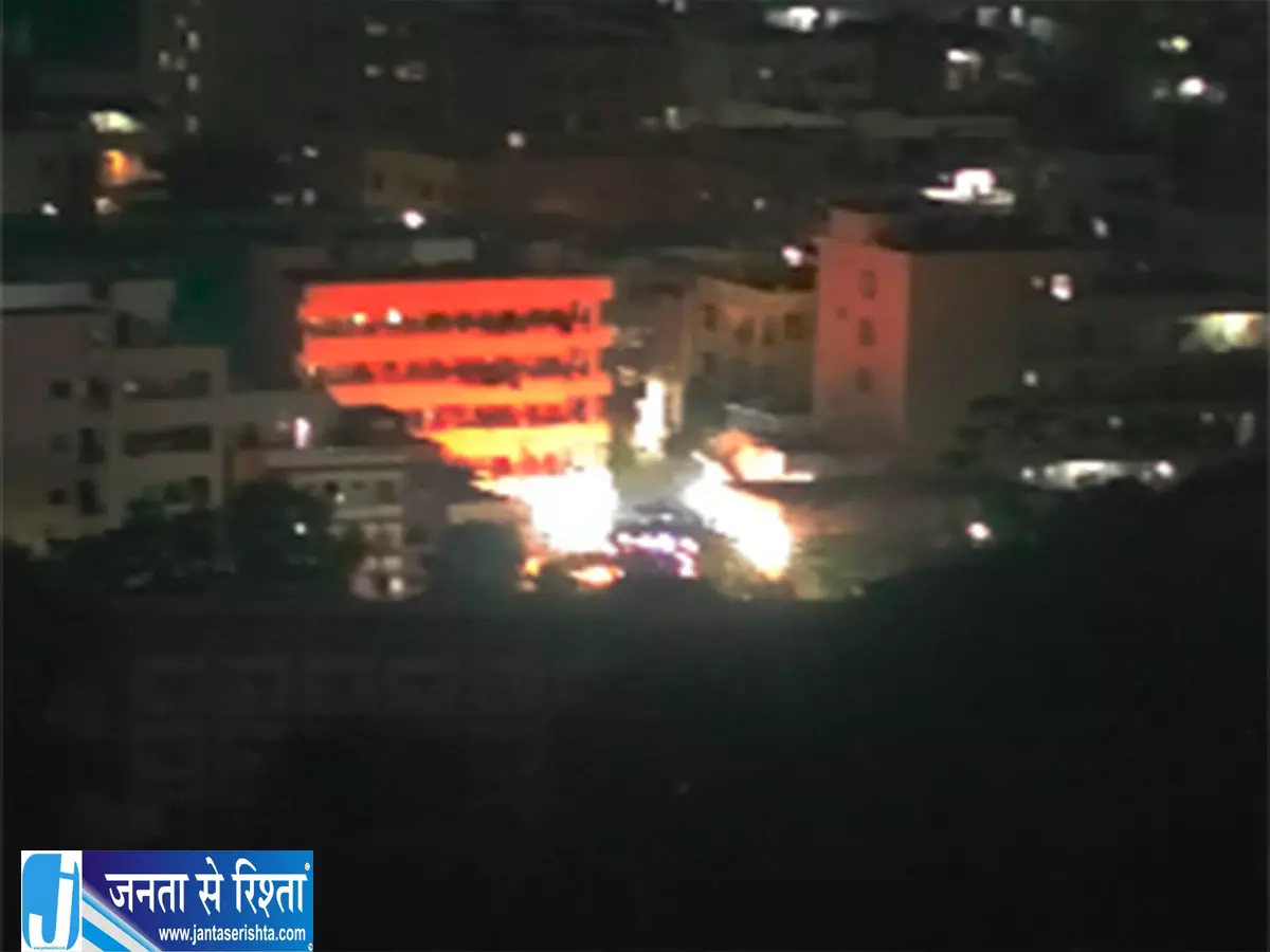 शोर से परेशान अभिनेता अल्लू सिरीश हैदराबाद पुलिस से की शिकायत शोर से परेशान अभिनेता अल्लू सिरीश हैदराबाद पुलिस से की शिकायत
