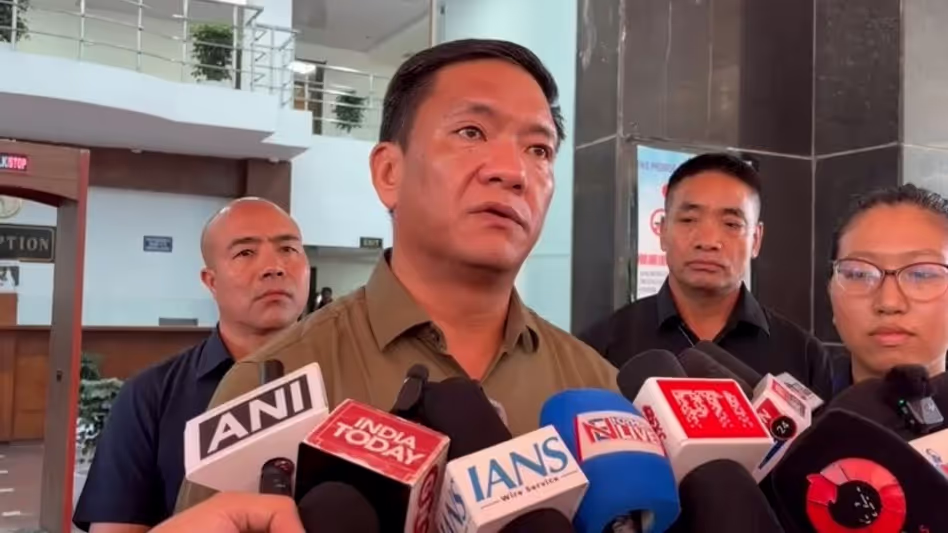 TRIHMS में पहला किडनी ट्रांसप्लांट, CM पेमा खांडू ने दी जानकारी TRIHMS में पहला किडनी ट्रांसप्लांट, CM पेमा खांडू ने दी जानकारी