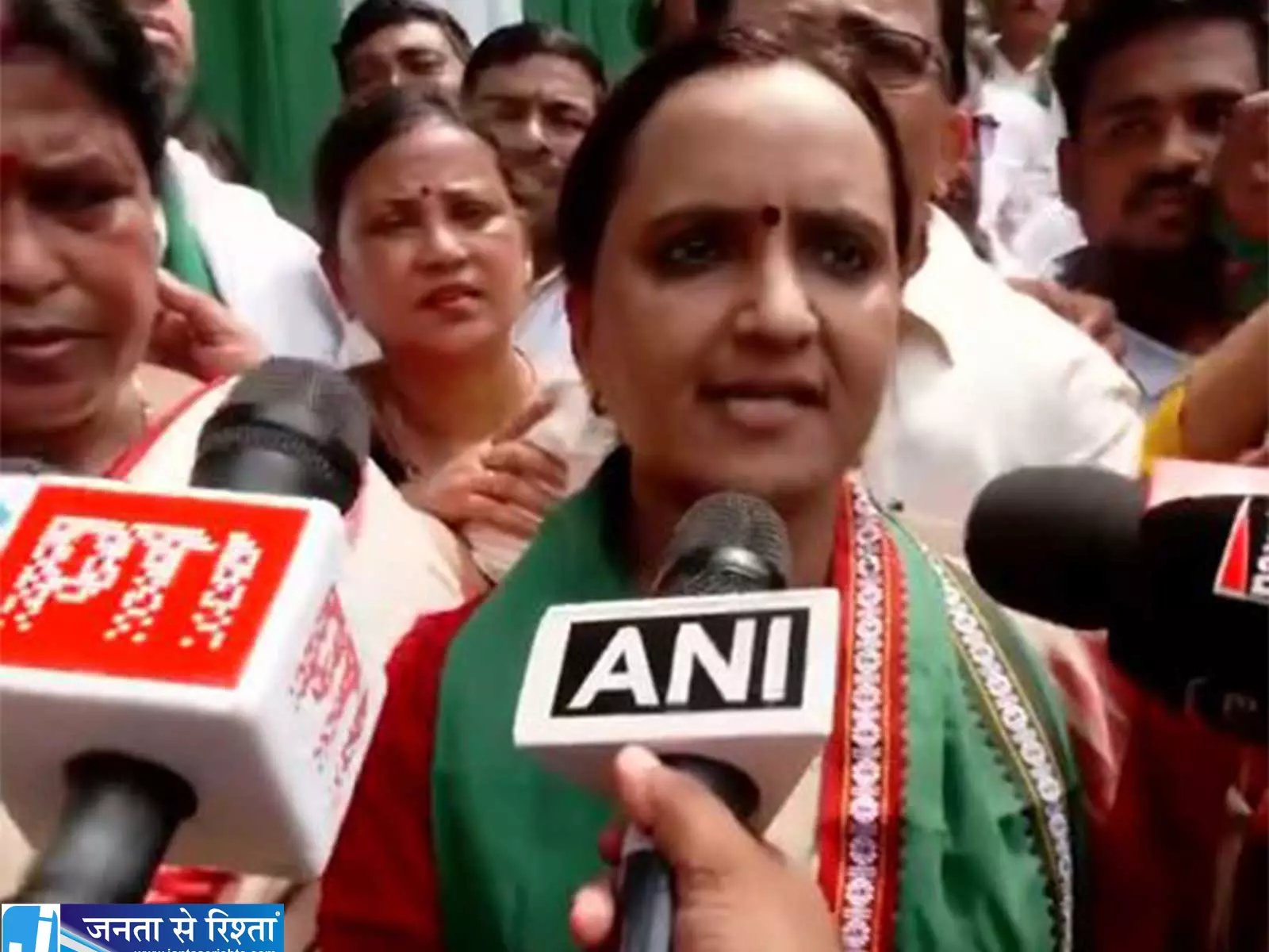 ओडिशा के खनिज अधिकारों पर BJD का जोर सुजाता राउत ने साधा निशाना ओडिशा के खनिज अधिकारों पर BJD का जोर सुजाता राउत ने साधा निशाना