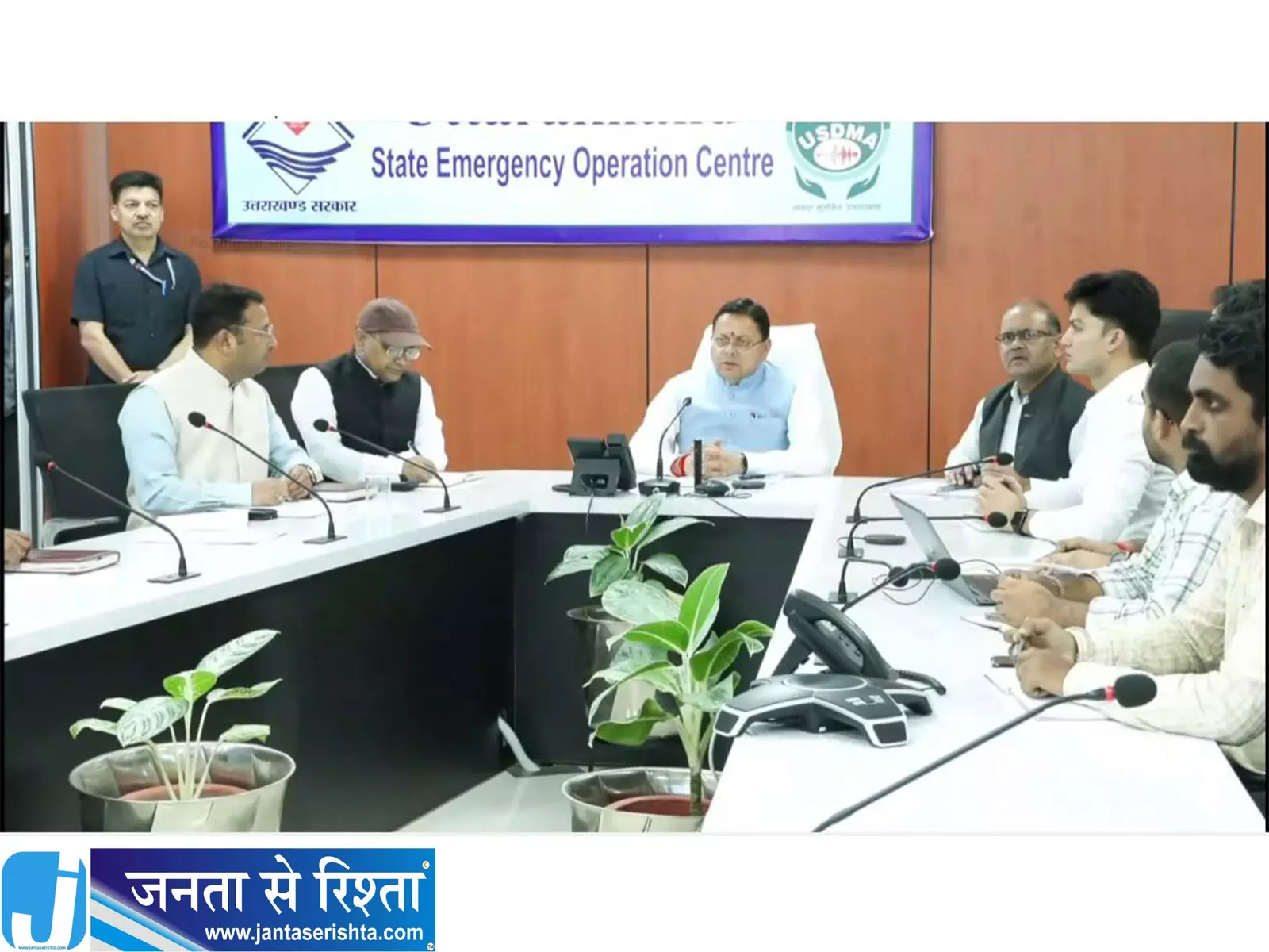 उत्तराखंड में बारिश का कहर CM धामी ने आपदा प्रबंधन को लेकर दिए सख्त निर्देश उत्तराखंड में बारिश का कहर CM धामी ने आपदा प्रबंधन को लेकर दिए सख्त निर्देश