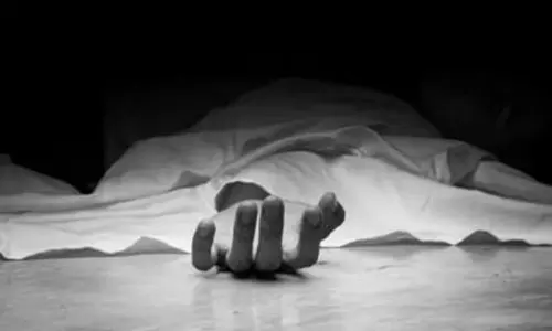 मुजफ्फरपुर में 16 वर्षीय किशोरी की हत्या, हॉरर किलिंग की आशंका मुजफ्फरपुर में 16 वर्षीय किशोरी की हत्या, हॉरर किलिंग की आशंका