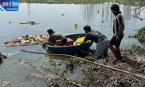 गणेश विसर्जन के बाद झील से निकला 720 किलो कचरा, 500 किलो POP मूर्तियां