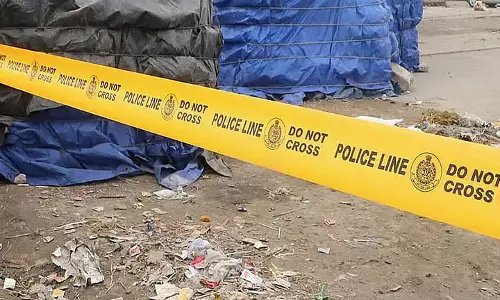पत्नी के हमले के बाद युवक ने दी जान, परिवार ने हत्या का आरोप लगाया पत्नी के हमले के बाद युवक ने दी जान, परिवार ने हत्या का आरोप लगाया