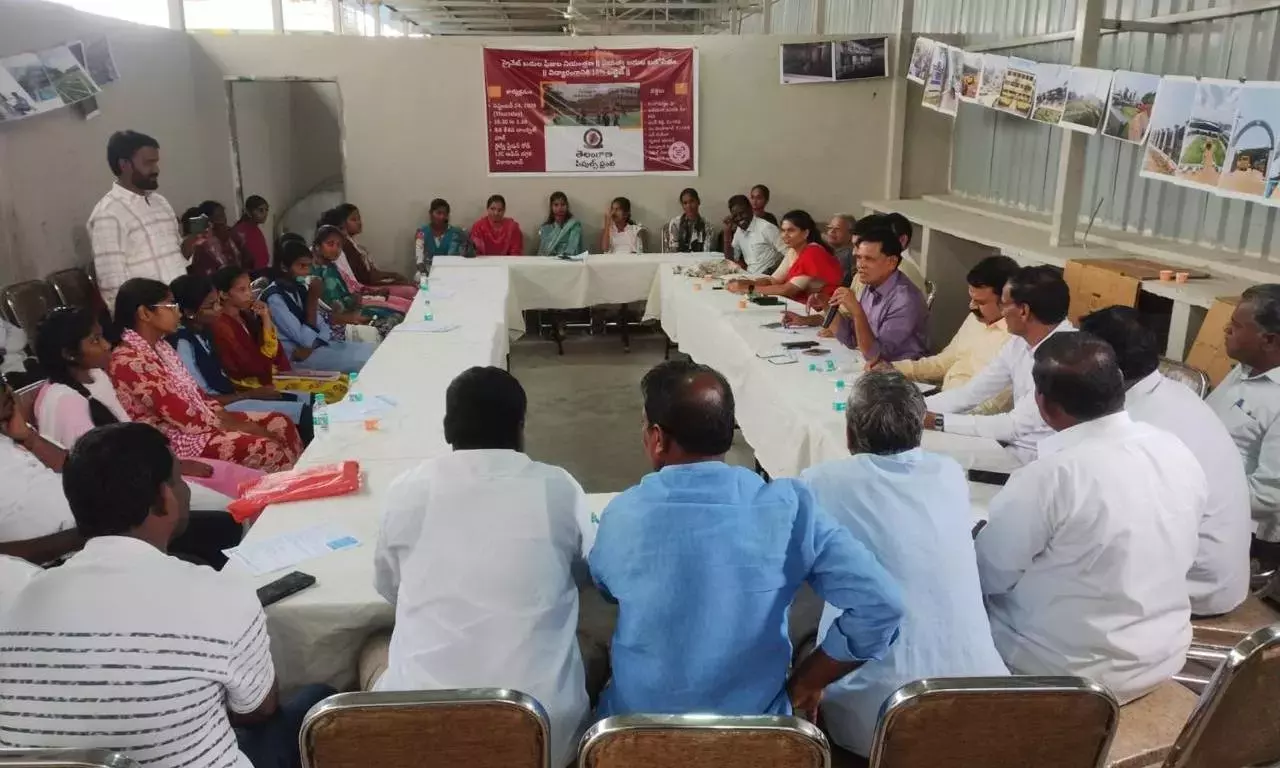 सुविधाओं में भारी कमी, स्टाफ की कमी से सरकारी स्कूल परेशान: टीपीएफ शिक्षा बस यात्रा सुविधाओं में भारी कमी, स्टाफ की कमी से सरकारी स्कूल परेशान: टीपीएफ शिक्षा बस यात्रा
