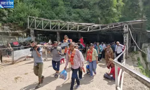 मौसम साफ होते ही वैष्णो देवी यात्रा ने पकड़ी रफ्तार, श्रद्धालुओं की आवाजाही सुचारु
