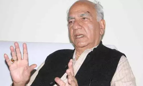 शांता कुमार ने केंद्र से जम्मू-कश्मीर को पूर्ण राज्य बनाने की मांग की