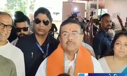 ममता बनर्जी के दिल्ली दौरे पर सुवेंदु अधिकारी का निशाना ममता बनर्जी के दिल्ली दौरे पर सुवेंदु अधिकारी का निशाना