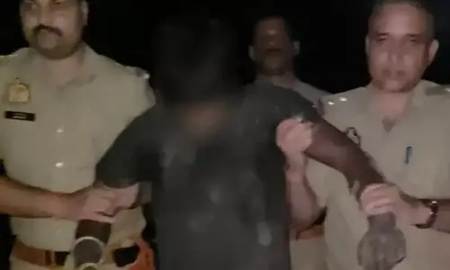 महिला हत्याकांड में फरार चल रहा इनामी बदमाश गिरफ्तार