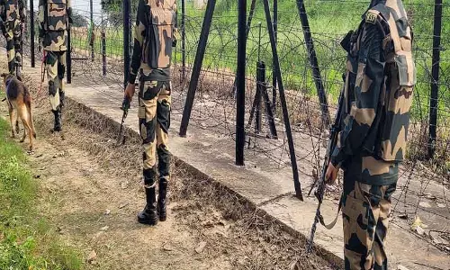 BSF का बड़ा सिक्योरिटी प्लान घुसपैठ और ड्रग तस्करी पर बढ़ेगी सख्ती BSF का बड़ा सिक्योरिटी प्लान घुसपैठ और ड्रग तस्करी पर बढ़ेगी सख्ती
