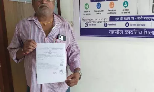भिलाई निवासी राहुल कुमार रसिया को मिला एक ही दिन में आय प्रमाण पत्र