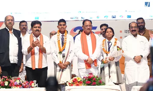 सेवा संकल्प यात्रा युवा शक्ति को राष्ट्र निर्माण से जोड़ने का अभियान: CM विष्णु देव साय सेवा संकल्प यात्रा युवा शक्ति को राष्ट्र निर्माण से जोड़ने का अभियान: CM विष्णु देव साय
