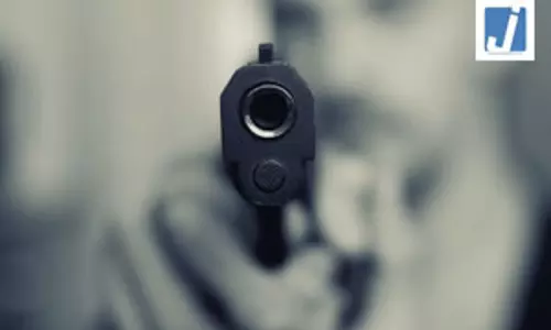यूसमर्ग में एनकाउंटर, सेना-पुलिस-CRPF की संयुक्त कार्रवाई में एक आतंकी ढेर यूसमर्ग में एनकाउंटर, सेना-पुलिस-CRPF की संयुक्त कार्रवाई में एक आतंकी ढेर