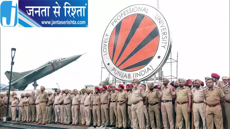 अशोक मित्तल को निशाना बनाने का विपक्ष आरोप अशोक मित्तल को निशाना बनाने का विपक्ष आरोप