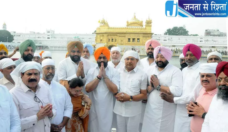 अमृतसर बैठक में चुनाव आयोग पर कांग्रेस का हमला अमृतसर बैठक में चुनाव आयोग पर कांग्रेस का हमला