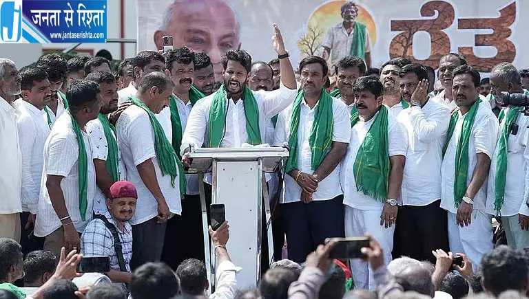 कर्नाटक में JDS की रायता स्वाभिमान यात्रा शुरू, निखिल कुमारस्वामी ने उठाए किसानों के मुद्दे कर्नाटक में JDS की रायता स्वाभिमान यात्रा शुरू, निखिल कुमारस्वामी ने उठाए किसानों के मुद्दे