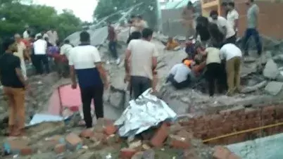 फतेहपुर हादसा: सिलेंडर धमाके में 4 लोगों की जान गई फतेहपुर हादसा: सिलेंडर धमाके में 4 लोगों की जान गई