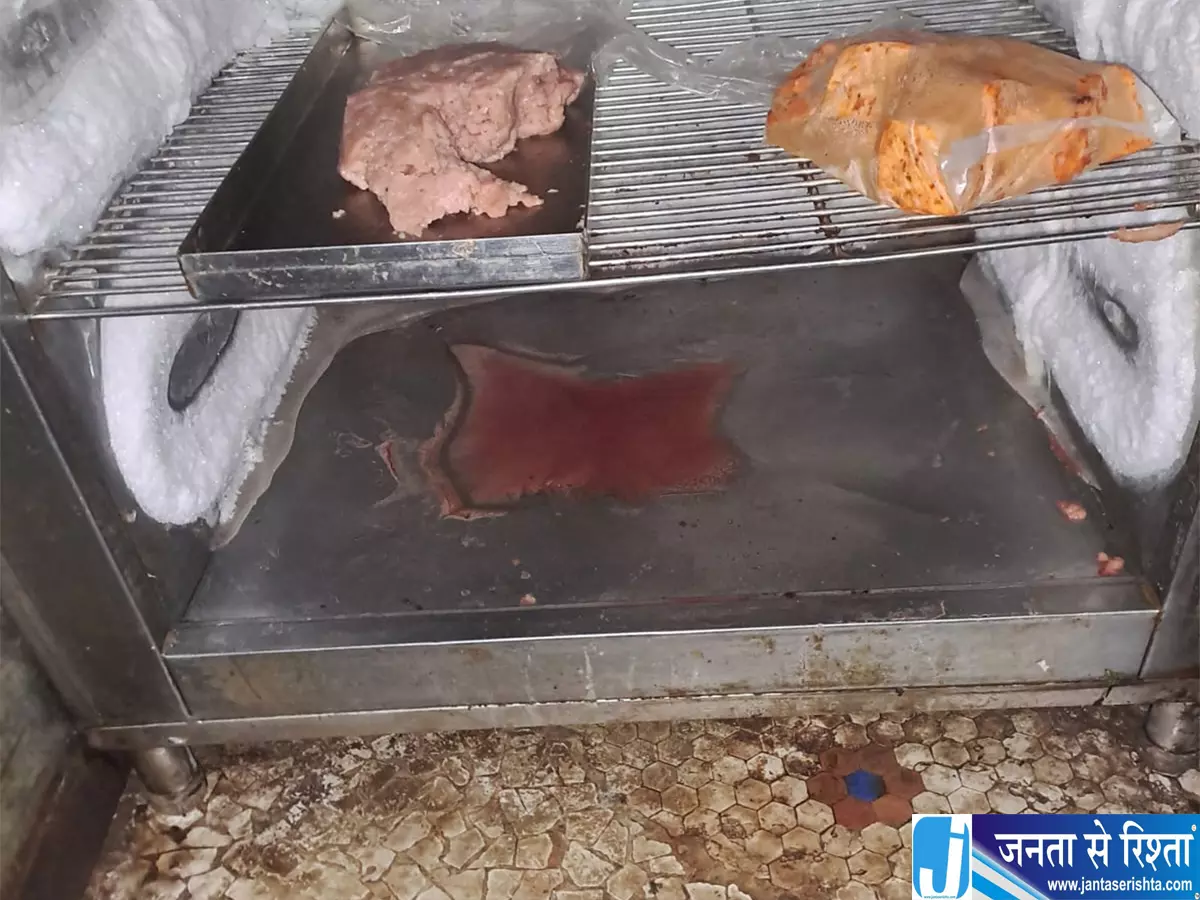 त्योहारों से पहले FDA का बड़ा एक्शन 50 टन खाद्य सामग्री जब्त त्योहारों से पहले FDA का बड़ा एक्शन 50 टन खाद्य सामग्री जब्त