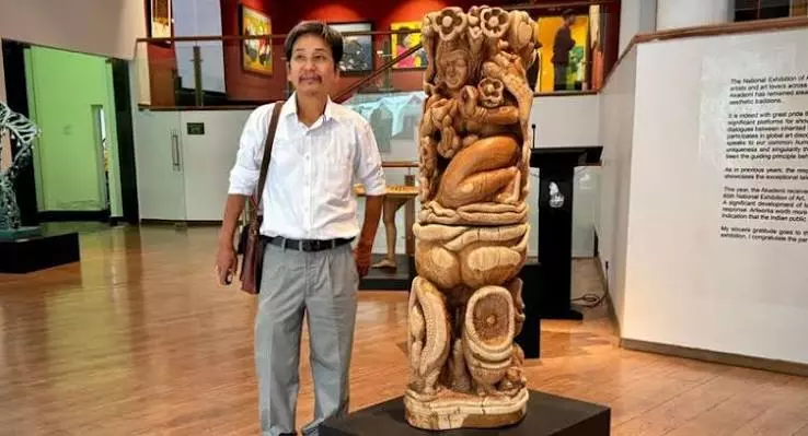 मणिपुर का गौरव: सरुंगबम निमाई सिंह को ललित कला अकादमी सम्मान मणिपुर का गौरव: सरुंगबम निमाई सिंह को ललित कला अकादमी सम्मान