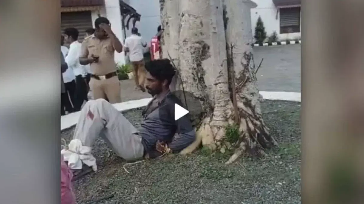 20 साल की महिला की चाकू घोंपकर हत्या, दोस्त गिरफ्तार 20 साल की महिला की चाकू घोंपकर हत्या, दोस्त गिरफ्तार
