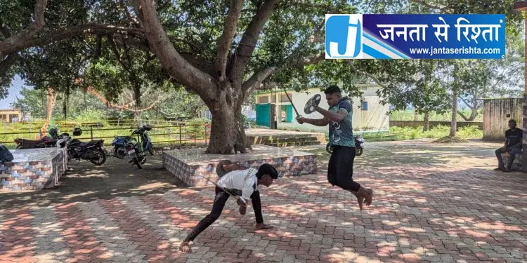 खोरधा हेरिटेज वॉक में दिखी पाइका विरासत खोरधा हेरिटेज वॉक में दिखी पाइका विरासत