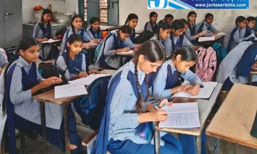 दिल्ली के सरकारी स्कूलों में छात्र-कक्षा अनुपात ज्यादा दिल्ली के सरकारी स्कूलों में छात्र-कक्षा अनुपात ज्यादा
