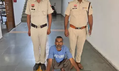 नूंह में साइबर अपराधियों पर पुलिस की बड़ी कार्रवाई, छह गिरफ्तार नूंह में साइबर अपराधियों पर पुलिस की बड़ी कार्रवाई, छह गिरफ्तार