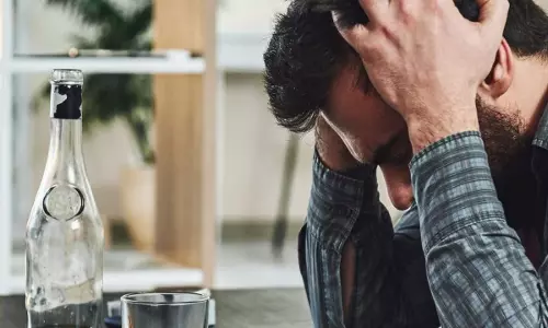 हल्के करंट से घटेगी शराब की तलब हल्के करंट से घटेगी शराब की तलब