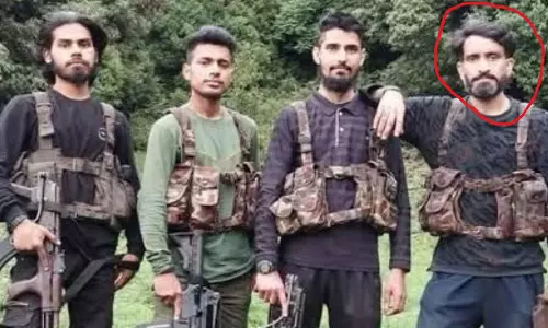 बडगाम में सुरक्षाबलों की बड़ी कार्रवाई, लश्कर आतंकी हाशिम मूसा ढेर, हथियार और युद्ध सामग्री बरामद बडगाम में सुरक्षाबलों की बड़ी कार्रवाई, लश्कर आतंकी हाशिम मूसा ढेर, हथियार और युद्ध सामग्री बरामद