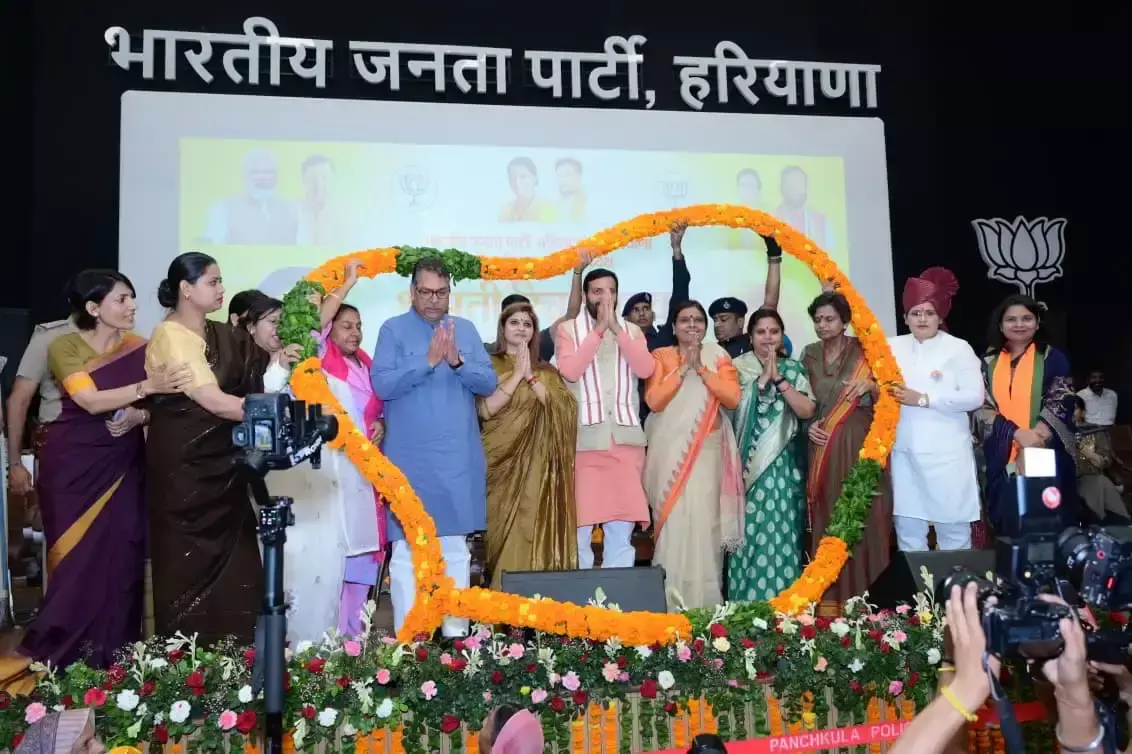 महिला शक्ति को संगठन से जोड़कर जन-जन तक पहुंचाएंगे सेवा का संदेश