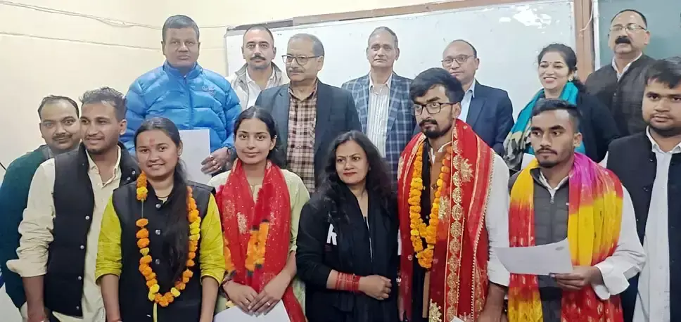 डीएसबी छात्रसंघ अध्यक्ष पद पर भानु प्रताप सिंह चौहान की जीत