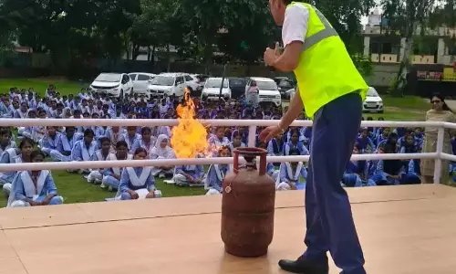 हीरानगर में सेवा पर्व का आयोजन, स्वच्छता से पुस्तक दान तक अभियान हीरानगर में सेवा पर्व का आयोजन, स्वच्छता से पुस्तक दान तक अभियान