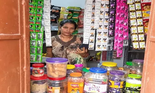 सेवा की कहानी: जब मिला कारोबार शुरू करने का सहारा, सीमा ने मेहनत से बदल दी जिंदगी की राह सेवा की कहानी: जब मिला कारोबार शुरू करने का सहारा, सीमा ने मेहनत से बदल दी जिंदगी की राह