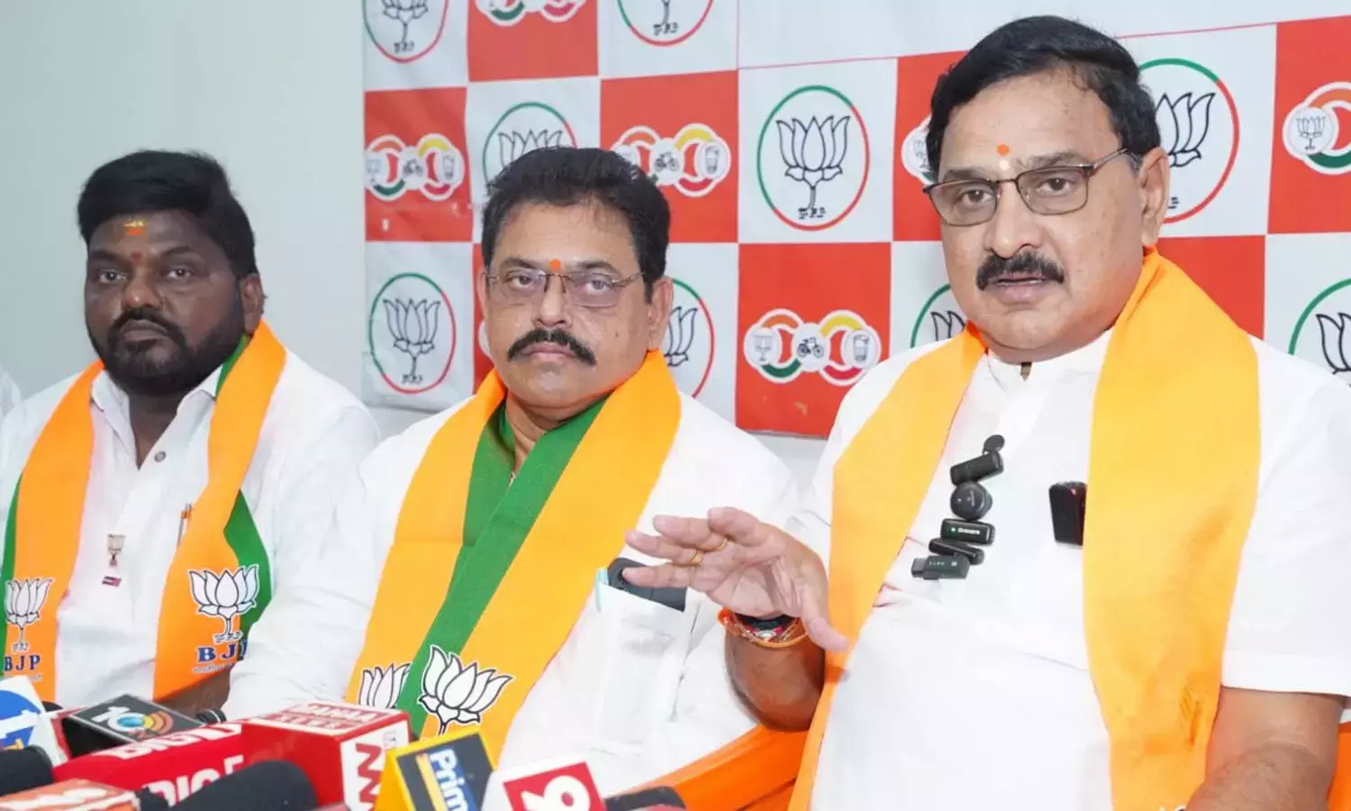 Andhra: वर्मा ने राहुल से मांगी लोगों से माफी