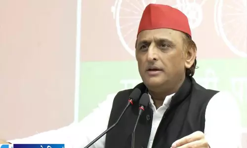 अखिलेश यादव ने किसानों के लिए खोला वादों का पिटारा