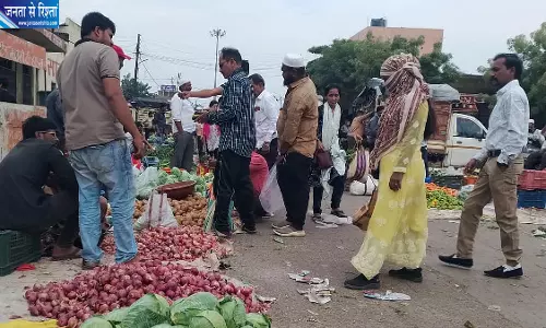 प्याज के दाम 60 रुपये किलो तक पहुंचे, नवंबर से पहले राहत के आसार कम