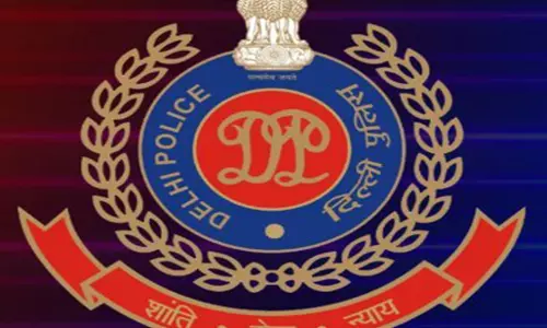 अजमेरी गेट में प्रतिबंधित ई सिगरेट के साथ युवक पकड़ा गया