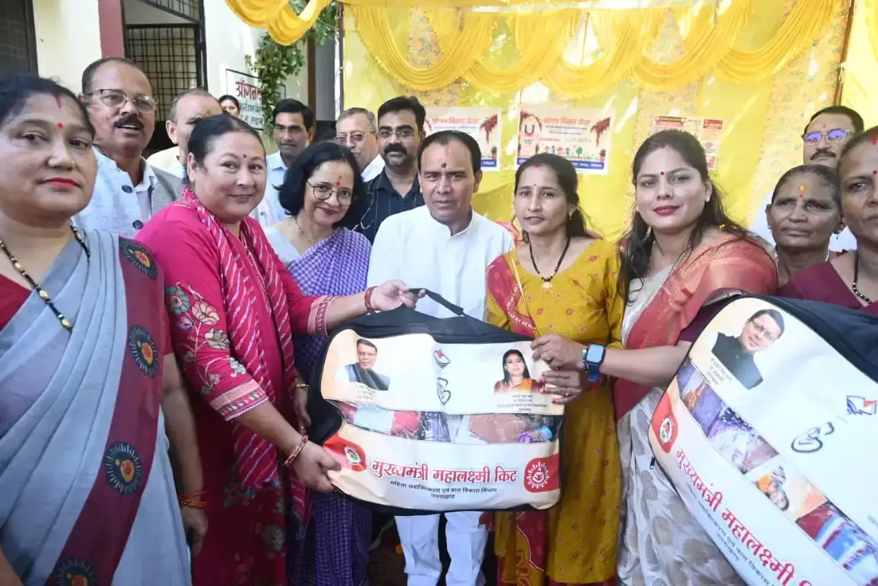 मेधावी विद्यार्थियों के लिए शिक्षा मंत्री धन सिंह रावत की बड़ी घोषणा मेधावी विद्यार्थियों के लिए शिक्षा मंत्री धन सिंह रावत की बड़ी घोषणा