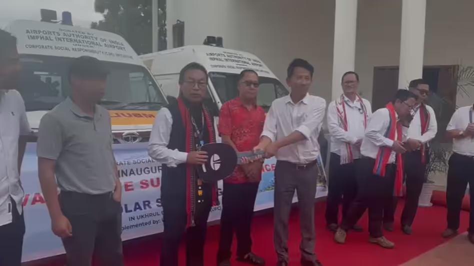 उखरुल में विकास: 5 एम्बुलेंस और 500 सोलर लाइटों का हुआ शुभारंभ उखरुल में विकास: 5 एम्बुलेंस और 500 सोलर लाइटों का हुआ शुभारंभ