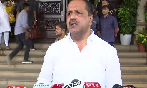 कर्नाटक में पहली बार विधान सौधा की सीढ़ियों पर सजेगा उर्दू हब्बा कर्नाटक में पहली बार विधान सौधा की सीढ़ियों पर सजेगा उर्दू हब्बा