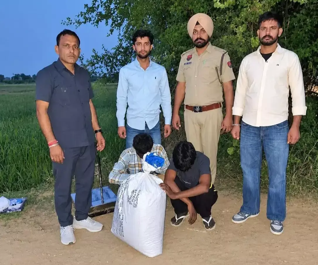 सिरसा में नशे के खिलाफ पुलिस की कार्रवाई, चार गिरफ्तार सिरसा में नशे के खिलाफ पुलिस की कार्रवाई, चार गिरफ्तार