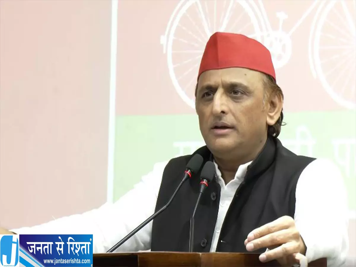 अखिलेश यादव ने किसानों के लिए खोला वादों का पिटारा अखिलेश यादव ने किसानों के लिए खोला वादों का पिटारा