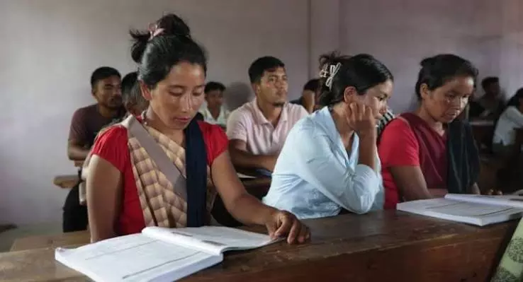 फिर से पढ़ाई का मौका: मेघालय में 9,767 ड्रॉपआउट्स देंगे SSLC परीक्षा फिर से पढ़ाई का मौका: मेघालय में 9,767 ड्रॉपआउट्स देंगे SSLC परीक्षा