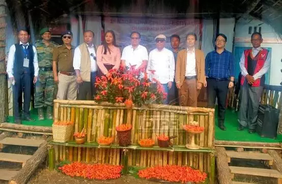 न्यू पुइलवा गांव में नागा किंग चिली फेस्टिवल आयोजित किया न्यू पुइलवा गांव में नागा किंग चिली फेस्टिवल आयोजित किया