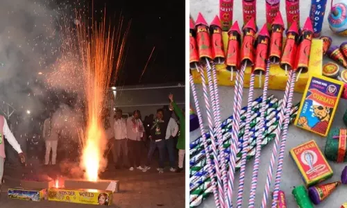 दिवाली पर दिल्ली-NCR में पटाखों पर नहीं लगेगा पूर्ण प्रतिबंध, सुप्रीम कोर्ट ने कही बड़ी बात दिवाली पर दिल्ली-NCR में पटाखों पर नहीं लगेगा पूर्ण प्रतिबंध, सुप्रीम कोर्ट ने कही बड़ी बात