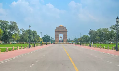 दिल्ली-एनसीआर में मानसून की विदाई, बढ़ने लगा तापमान; वायु गुणवत्ता येलो से ऑरेंज जोन की ओर दिल्ली-एनसीआर में मानसून की विदाई, बढ़ने लगा तापमान; वायु गुणवत्ता येलो से ऑरेंज जोन की ओर